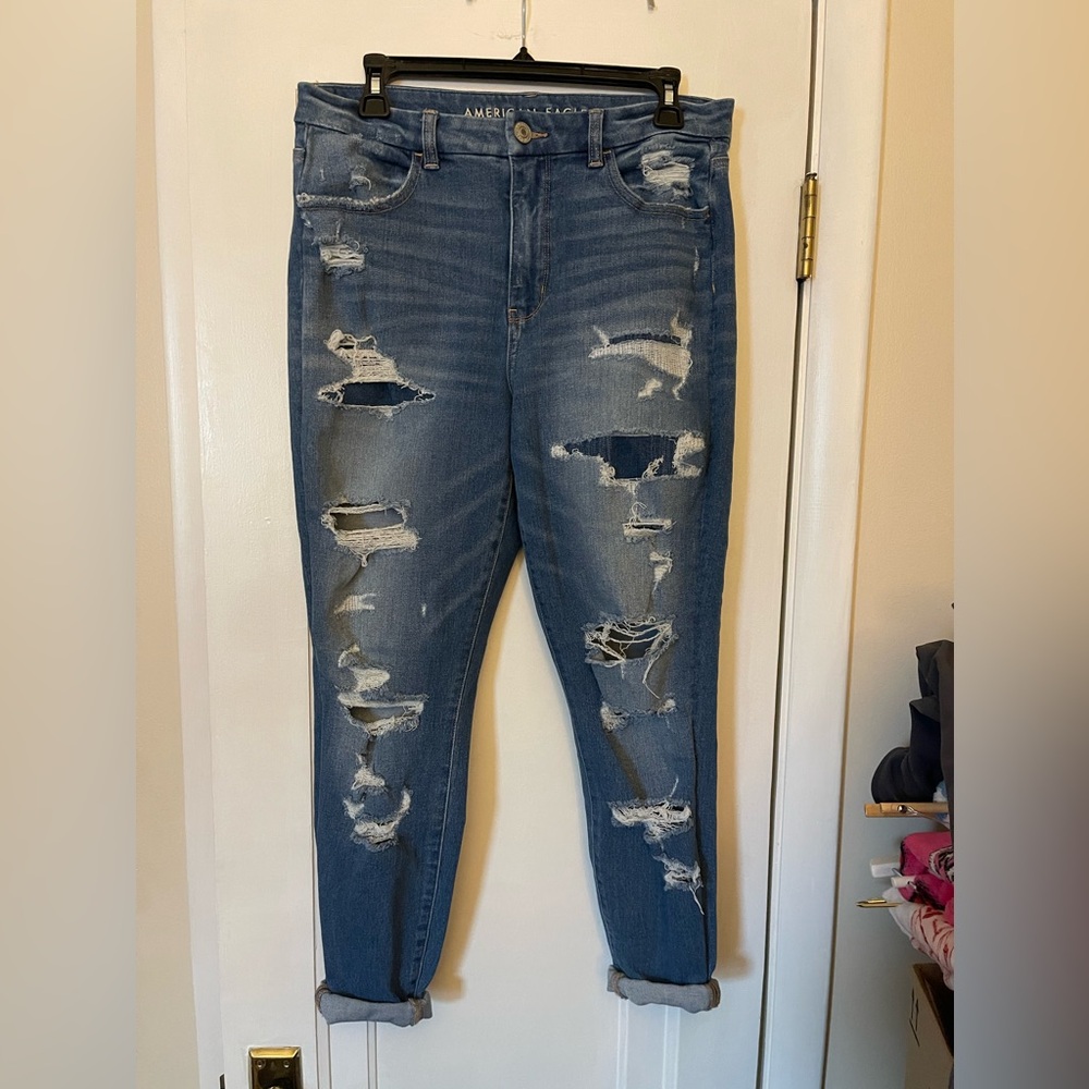 Women’s American Eagle Jeans